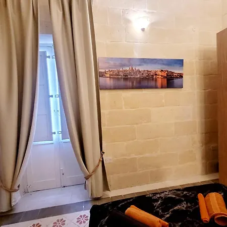 Traditional&unique House Vakantiehuis Sliema