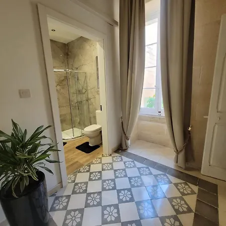 Vakantiehuis Traditional&unique House *