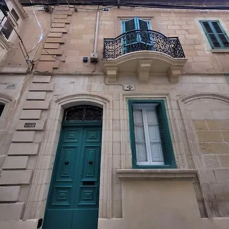 Traditional&unique House Holiday home Sliema