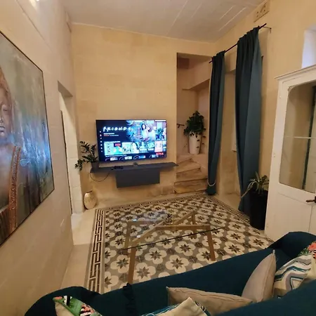 Holiday home Traditional&unique House *