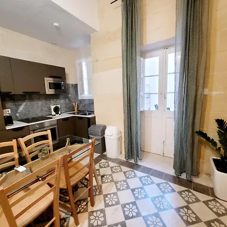 Traditional&unique House Σπίτι διακοπών Σλιέμα