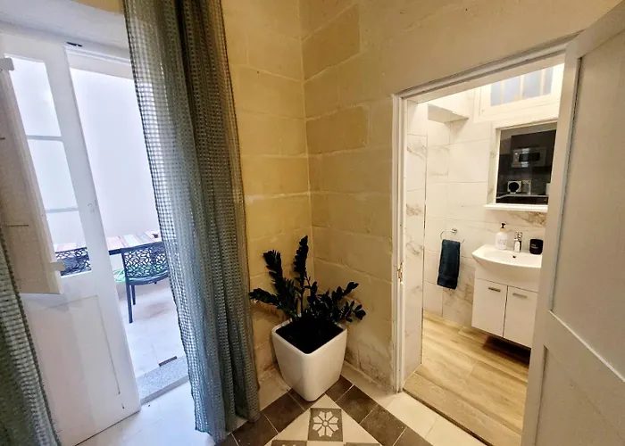 Traditional&unique House * Sliema