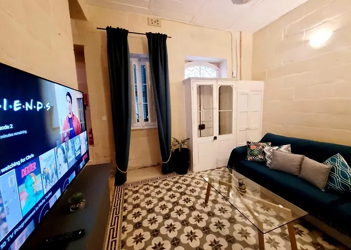 Traditional&unique House * Sliema