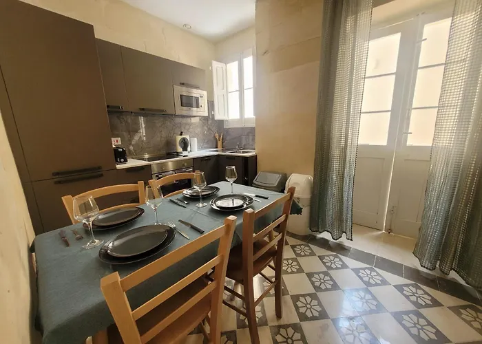 Traditional&unique House Vakantiehuis *