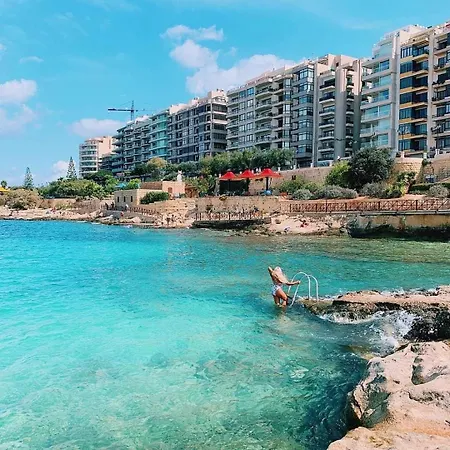 Traditional&unique House *